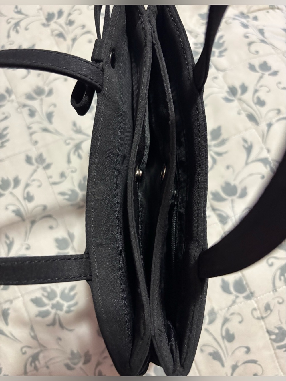 Small Black Velvet Gap Purse - Picture 5 of 5